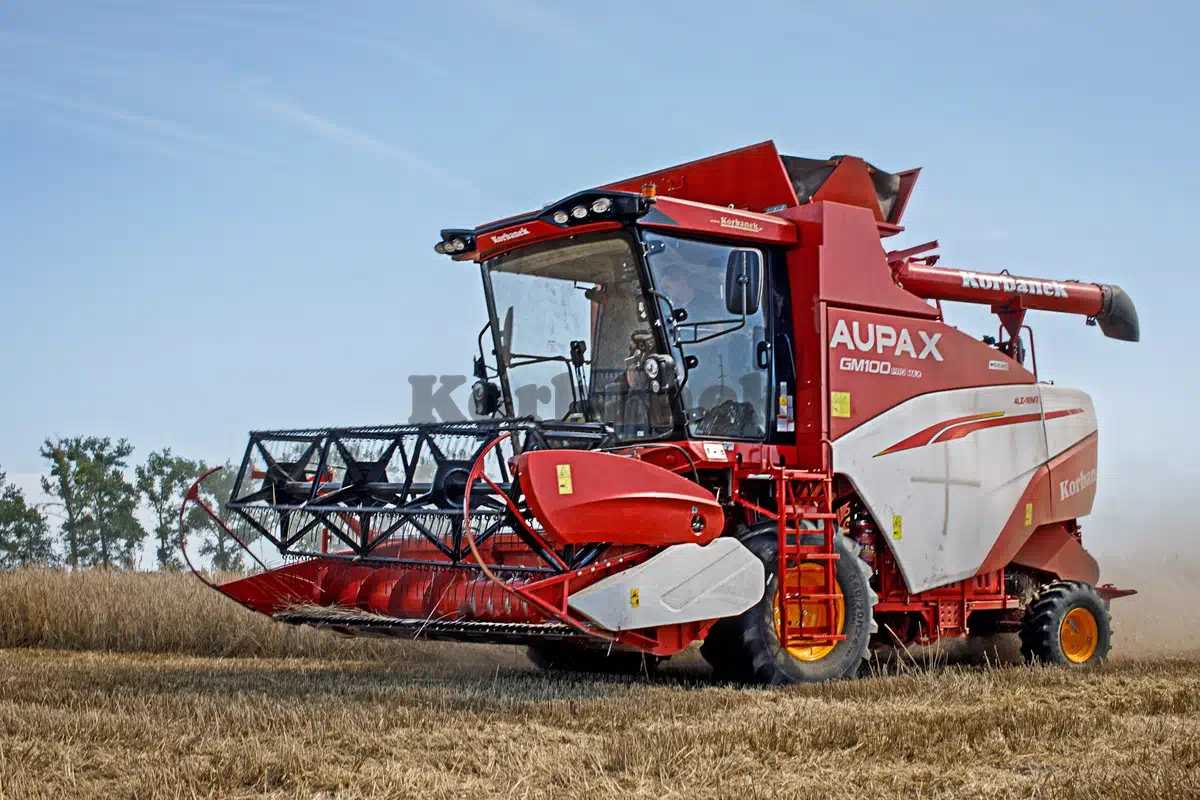 Kombajn zbożowy Aupax GM100