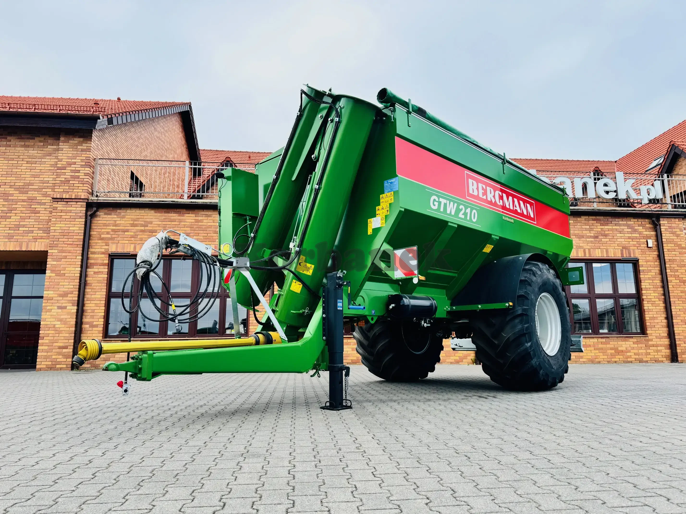Przyczepa przeładowcza Bergmann GTW 210