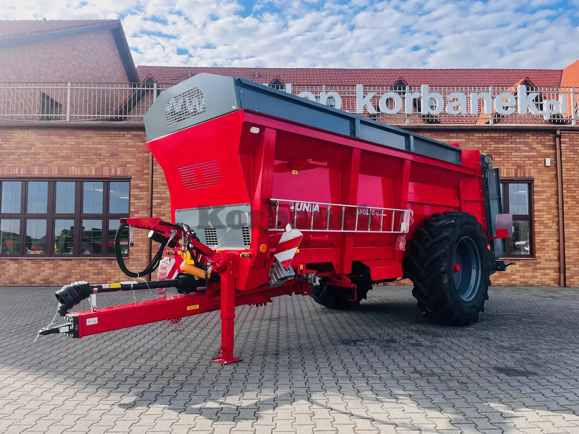 Rozrzutnik obornika Unia Group APOLLO 13 PREMIUM