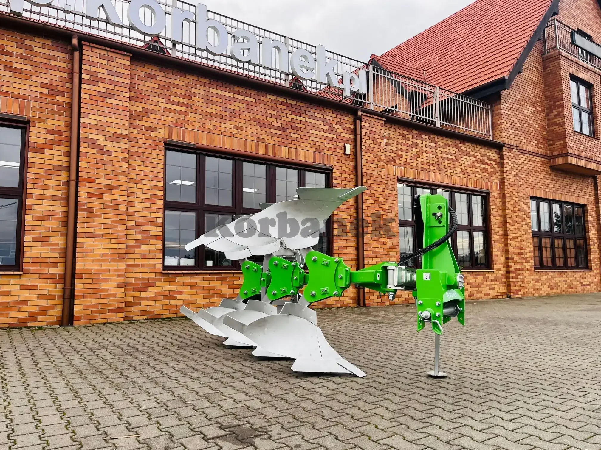 Pług obracalny zawieszany BOMET Leo 2+1 U 063/1