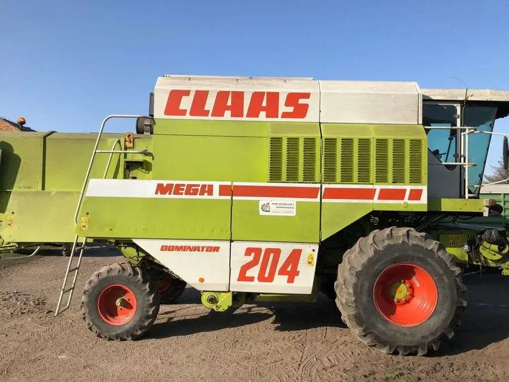 Claas Mega 204 