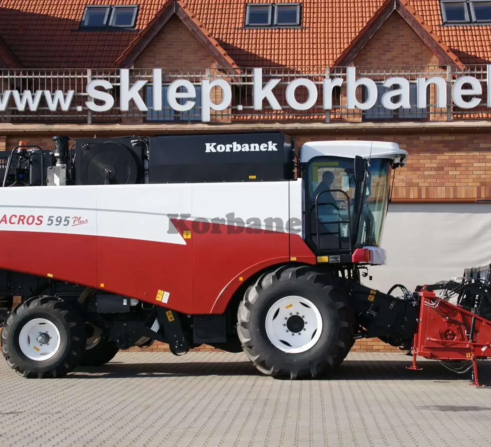 Kombajn zbożowy Rostselmash Acros 595 Plus