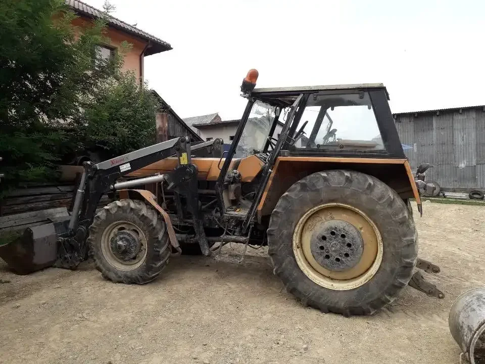 Ciągnik rolniczy URSUS  1204