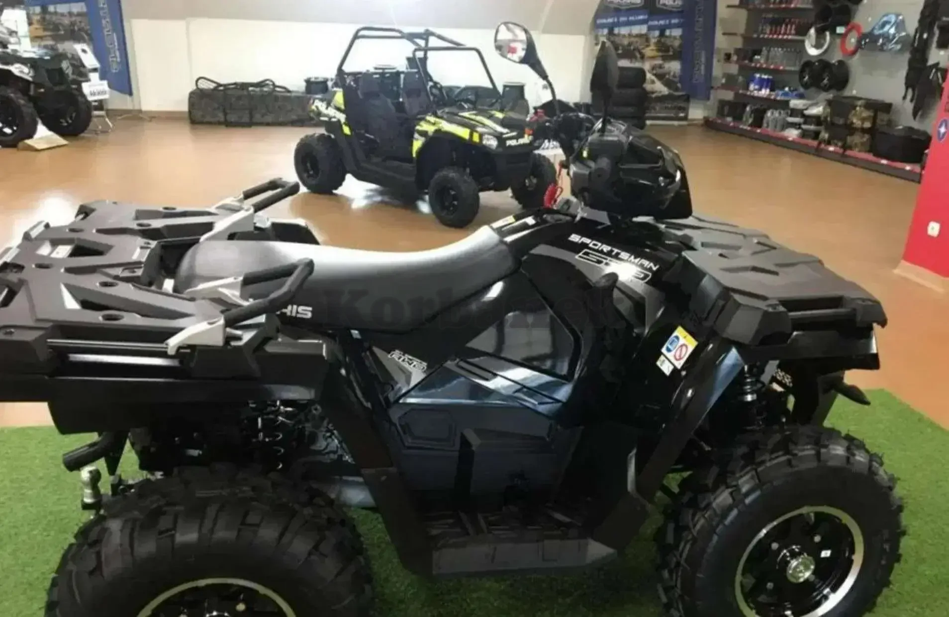 Polaris Sportsman 570 EPS Black Edition