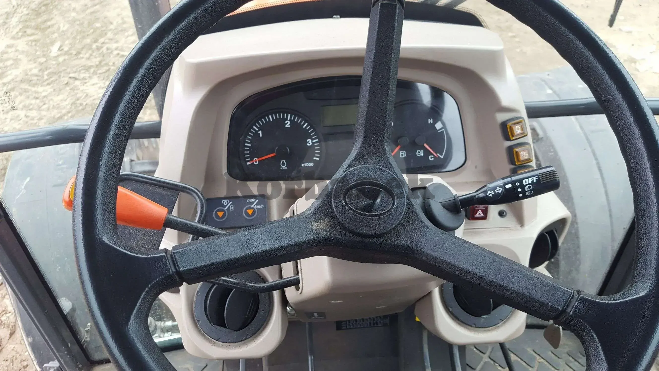 Kubota M7060