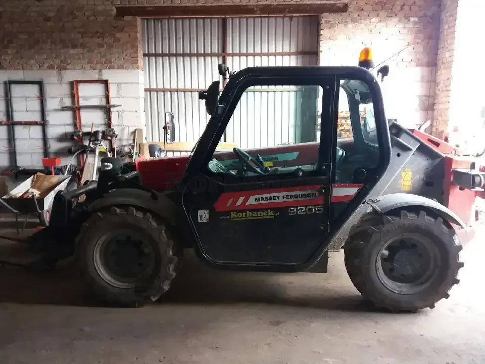 Sprzedam Ładowarke MF 9205
