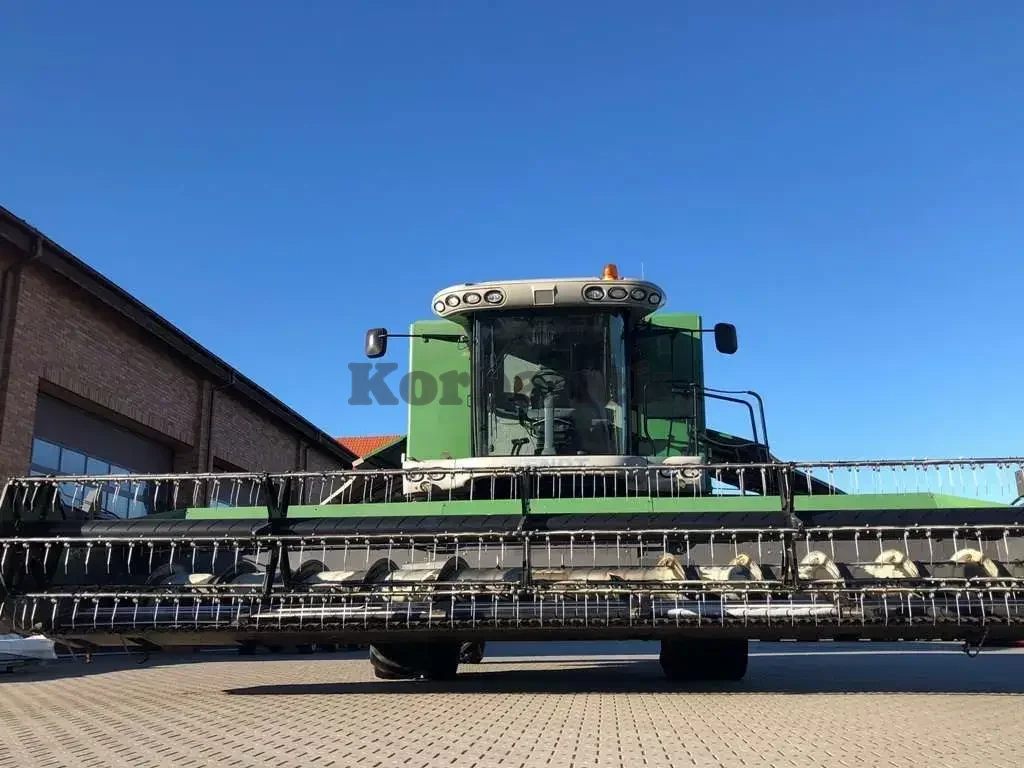 Kombajn zbożowy FENDT 8370 P