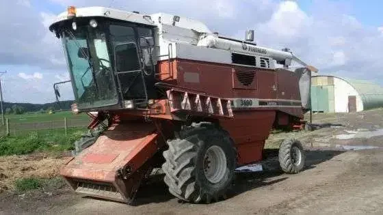 Kombajn zbożowy LAVERDA 3890 1993 r