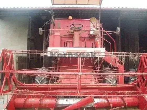 Kombajn zbożowy Fahr M 1200