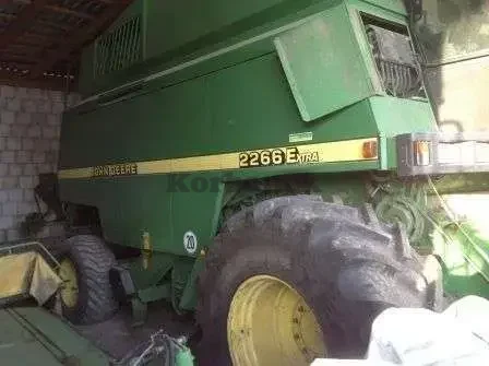 Kombajn John Deere 2266 Extra rok produkcji 2005