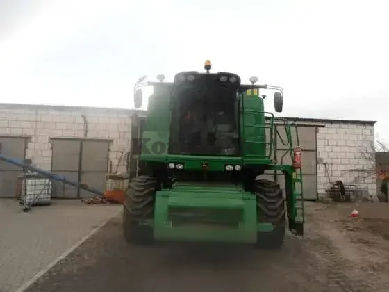Kombajn zbożowy John Deere 1470 2012 r
