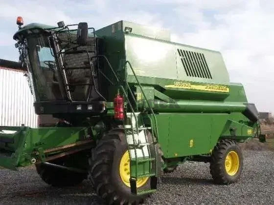 Kombajn zbożowy John Deere 1450 CWS 2006 r