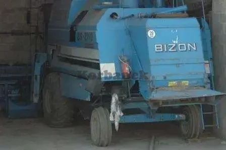 Kombajn zbożowy Bizon Z-110 Hydrostatic