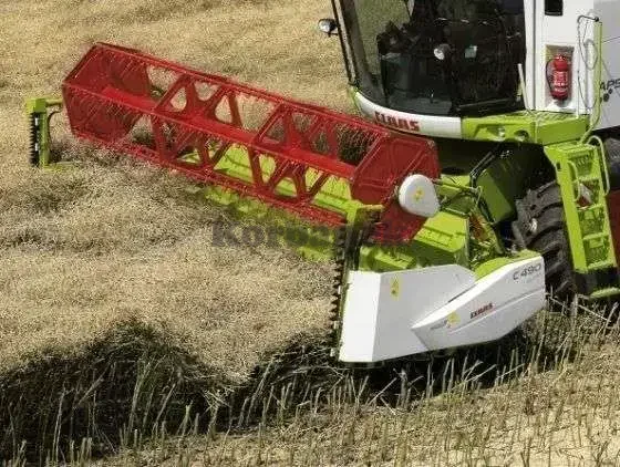 Przystawka do rzepaku Claas 4,5 m 2009 r hydrauliczna, 2 rozdzielacze łanu WYPRZEDAŻ - FABRYCZNIE NOWA Z FABRYCZNĄ GWARANCJĄ !!!