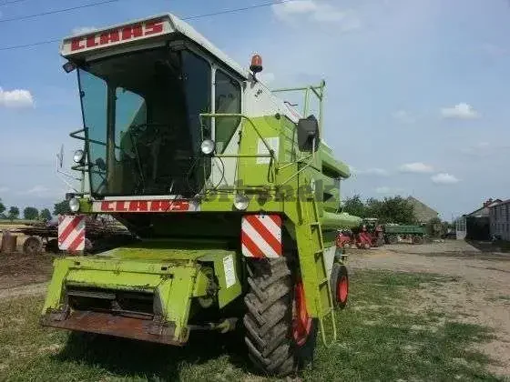 Kombajn zobożowy Claas Dominator 86 rok prod. 1985