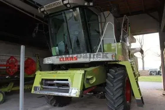 Kombajn zbożowy Claas Medion 310 2005 r