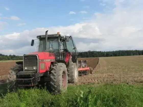 Ciągnik rolniczy MASSEY FERGUSSON 3680 180 KM 1991 r