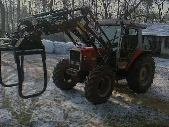 Ciągnik rolniczy Massey Ferguson 3060 1993 r