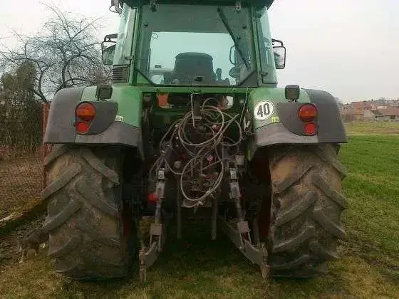 Ciągnik rolniczy Fendt Vario 716 rocz 2002