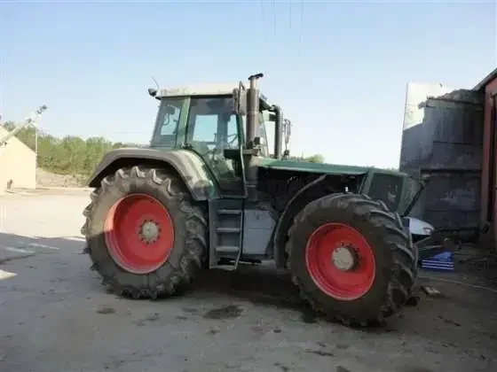 Ciągnik rolniczy FENDT FAVORIT 824 rok produkcji 1997