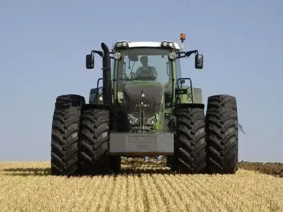 Ciągnik Fendt Vario 927 270 KM 2010 r - POKAZOWY - OKAZJA !!!