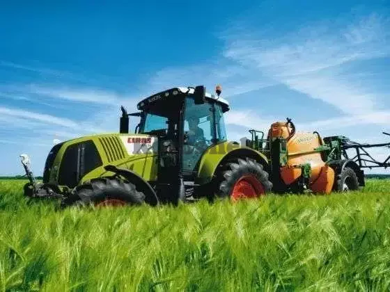 Ciągnik Claas Axion 840 246 KM z CMP 2009 r - WYPRZEDAŻ - FABRYCZNIE NOWY Z FABRYCZNĄ GWARANCJĄ !!!