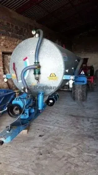 Wóz asenizacyjny POmot Chojna 5000 l