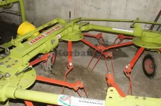 Claas Volto 750- przetrząsacz zakup 2004 r