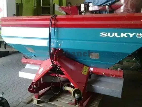Rozsiewacz Sulky DPX 28 2012 r poj. 2100 l