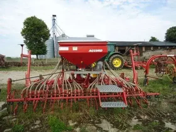 Agregat uprawowo-siewny Kverneland NGS/401