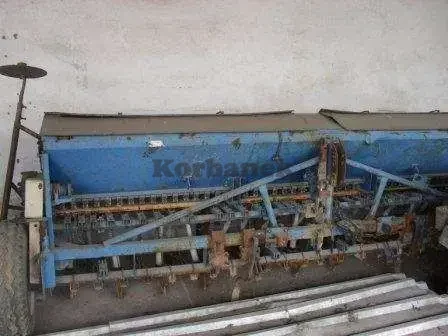 Siewnik Mazur 4m 1998 r