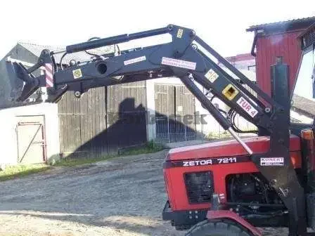 Ładowacz tur 4, rok produkcji 2010
